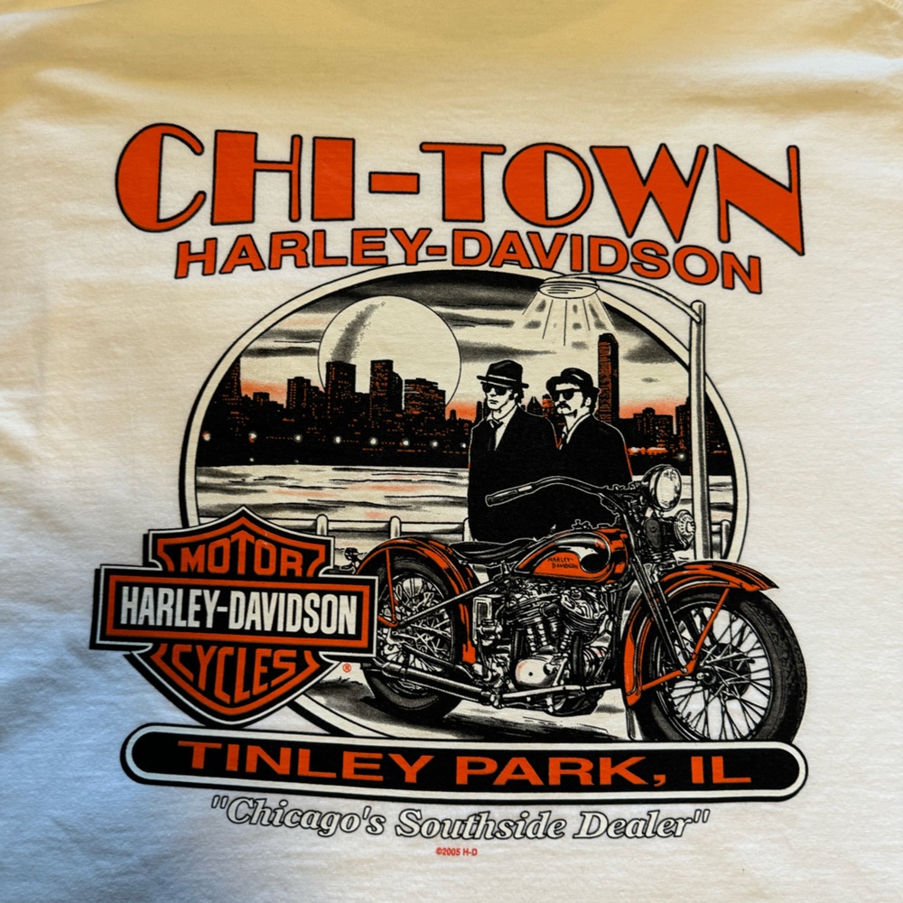 HARLEY DAVIDSON WHITE RARE VTG BLUES BROTHERS CHI-TOWN HARLEY DAVIDSON TSHIRT